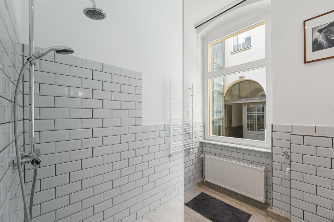 The Tieckstr Loft For Up To 7 People With 2 Bathrooms Berlin Eksteriør billede