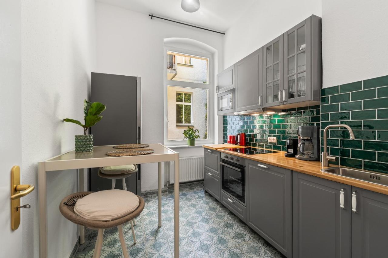 The Tieckstr Loft For Up To 7 People With 2 Bathrooms Berlin Eksteriør billede